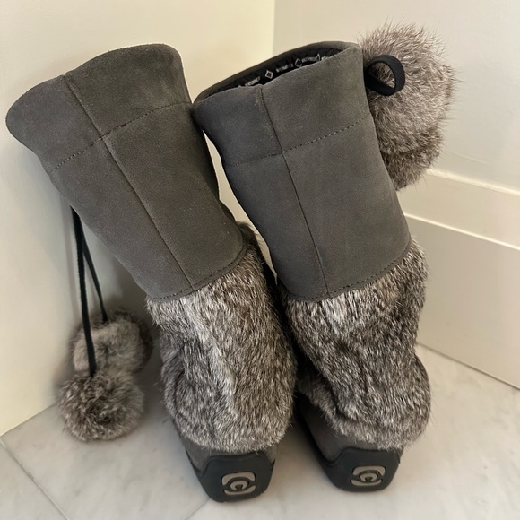 Mukluks Manitoba Gray Fur-Trimmed Women's waterproof Boots - Picture 7 of 7